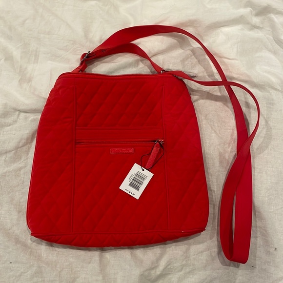 Red vera Bradley Crossbody NWT - Picture 1 of 5